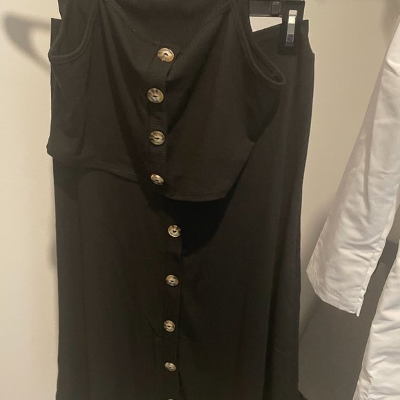 Black Ribbed Two-Piece Set - Picture 2 of 4